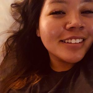 Meet your Posher, Carrie